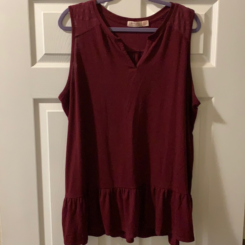 2X Maroon tank top